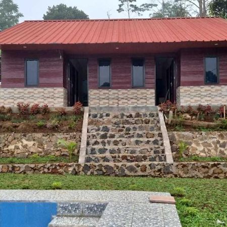 Express O 91843 Bbs Villa Ciater Bandung Bagian luar foto