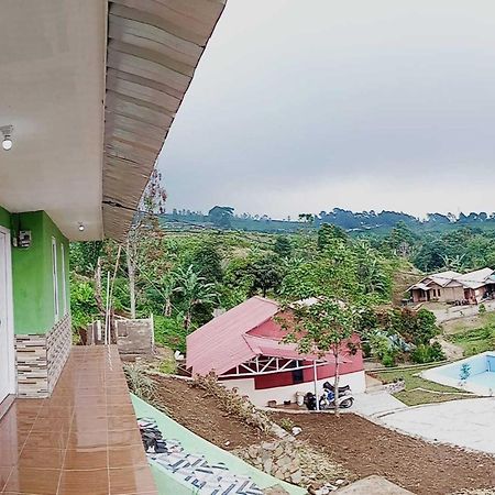 Express O 91843 Bbs Villa Ciater Bandung Bagian luar foto