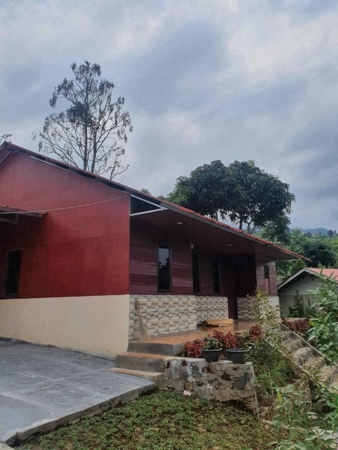 Express O 91843 Bbs Villa Ciater Bandung Bagian luar foto