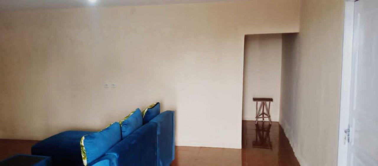 Express O 91843 Bbs Villa Ciater Bandung Bagian luar foto